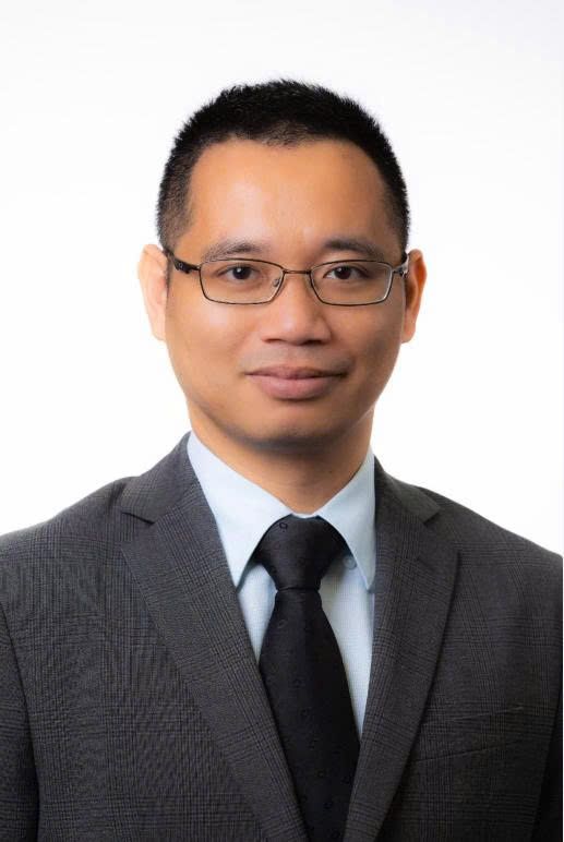Ông Nguyễn Sơn