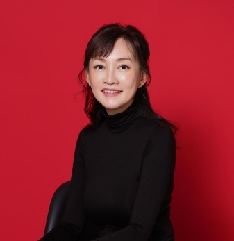 Mrs Miin Wong